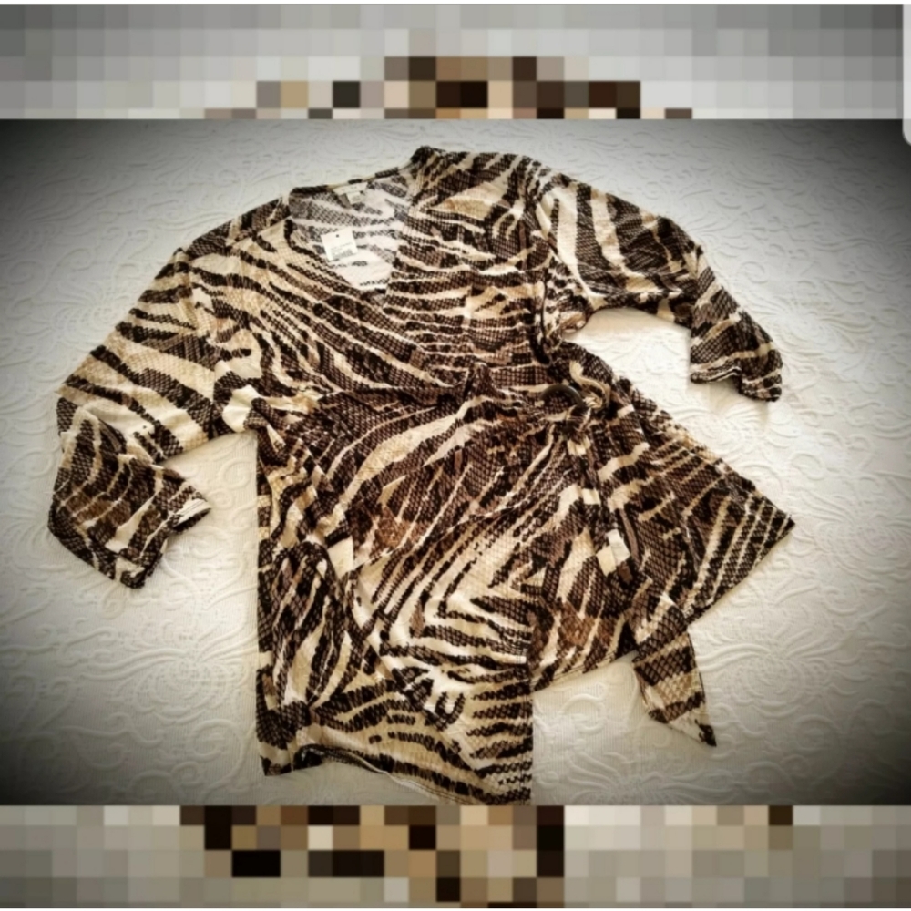 NEW Cato faux wrap leopard top stretch XL pretty